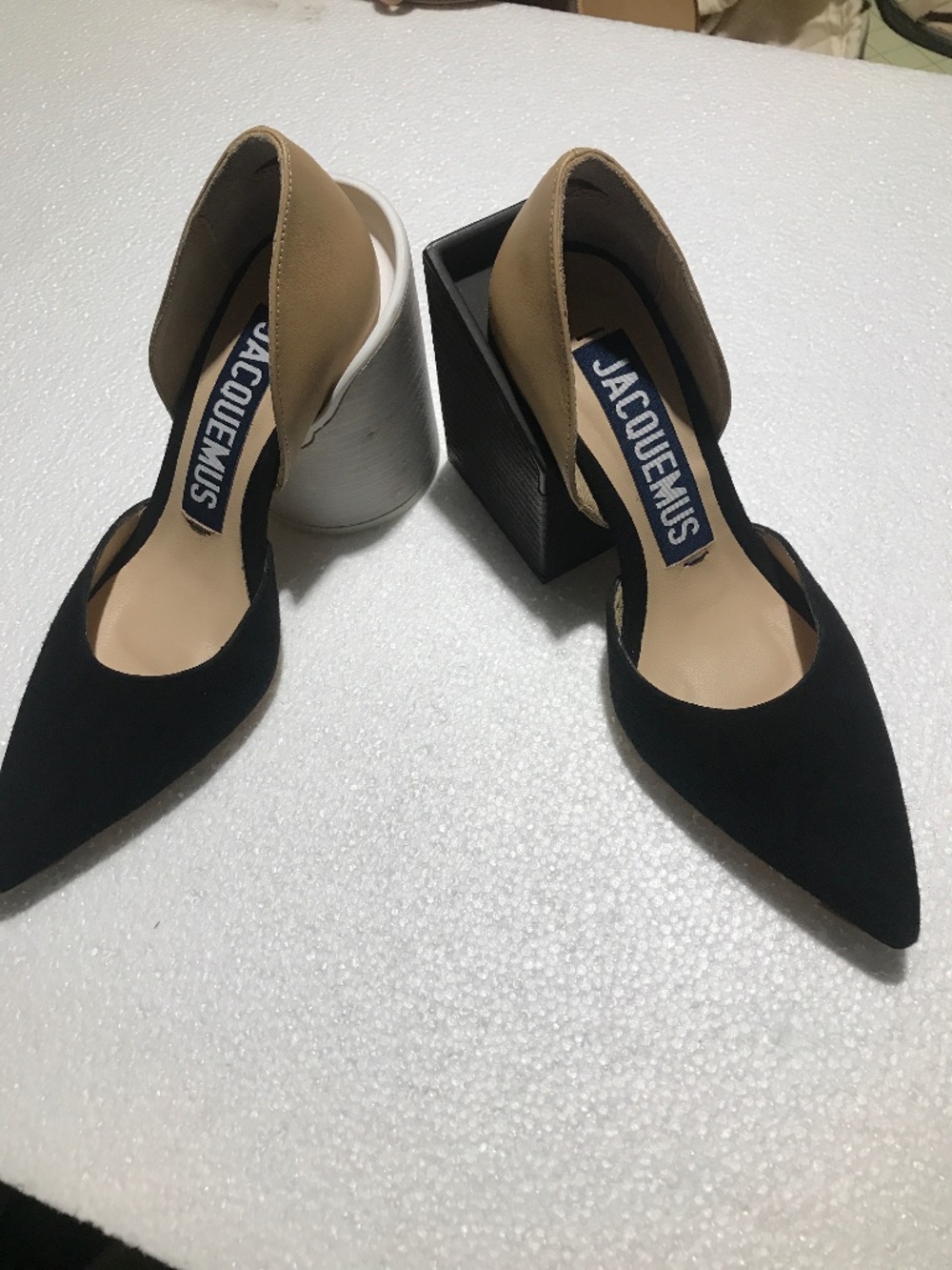 JACQUEMUS heels geometric square and cylinder each heel.Beautiful 3.5” l37 new